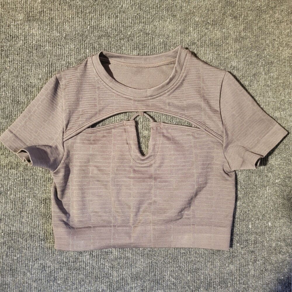Gymshark Grey Cropped Short Sleeved Athletic Top Size XS